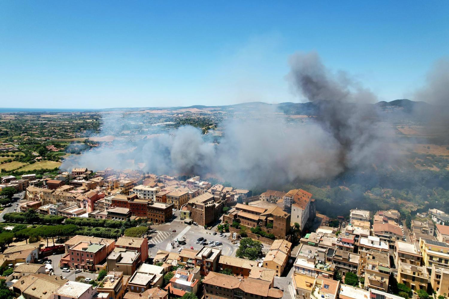 Incendio a Cerveteri